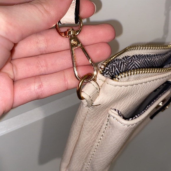 Mini Crossbody Cream Bag - Picture 5 of 5